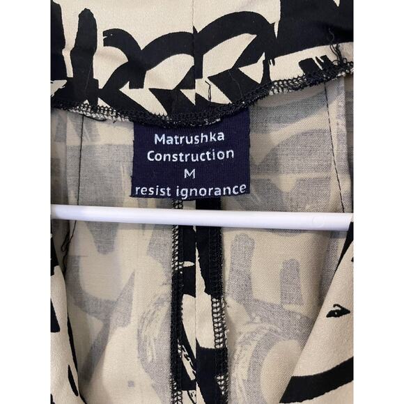 Matrushka Construction Size M Romper Pockets Zipper Abstract Tan Black Unique - Picture 5 of 8